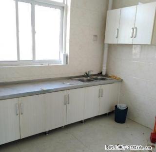 云溪花园小高层两居室家具齐全拎包入住1000/月 - 莱芜28生活网 lw.28life.net
