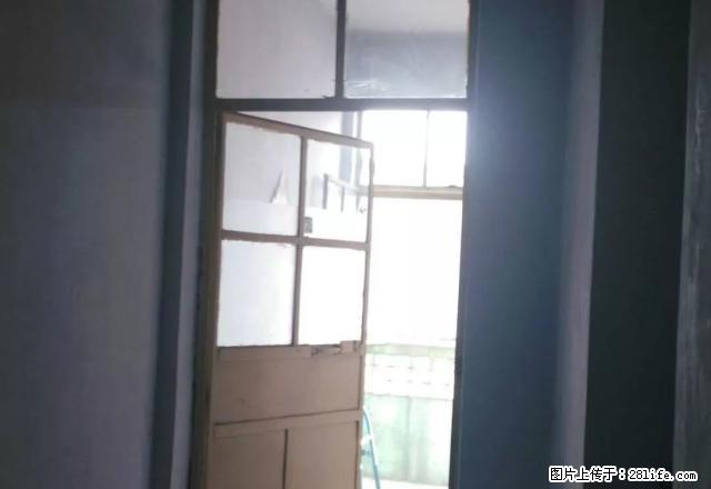 华芳小区A一楼带院 集体供暖 简装 带部分家具，紧邻华清园学 - 房屋出租 - 房屋租售 - 莱芜分类信息 - 莱芜28生活网 lw.28life.net